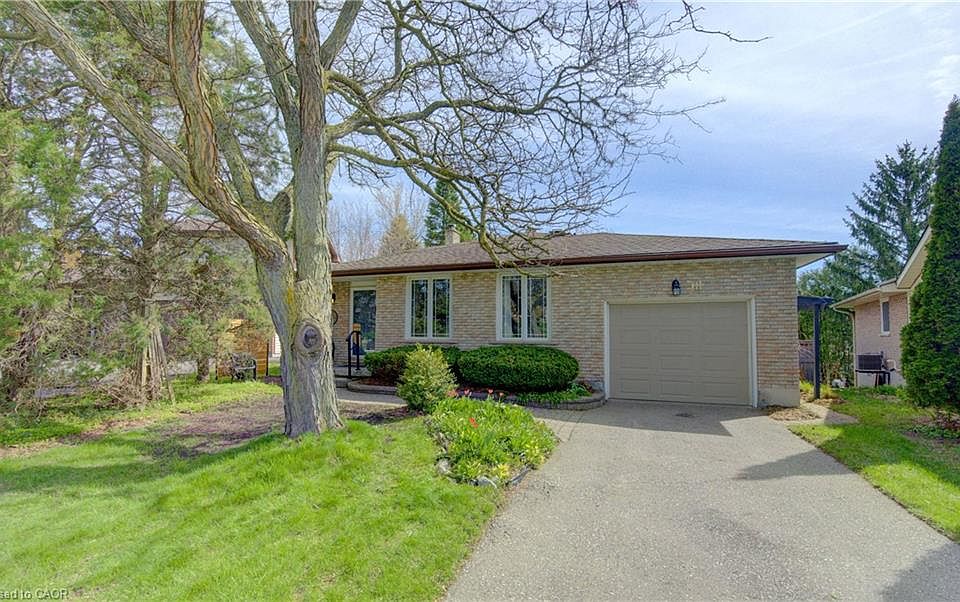 1st image of 18 Ripley Cres