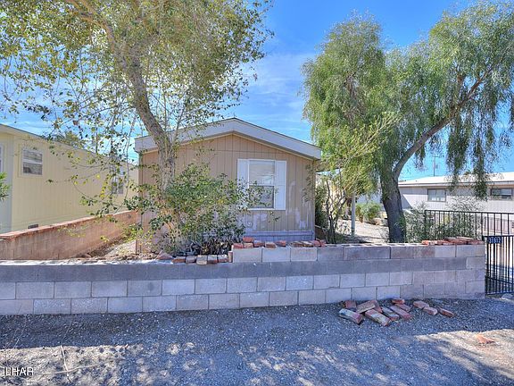 3rd image of 31912 Riverview Dr