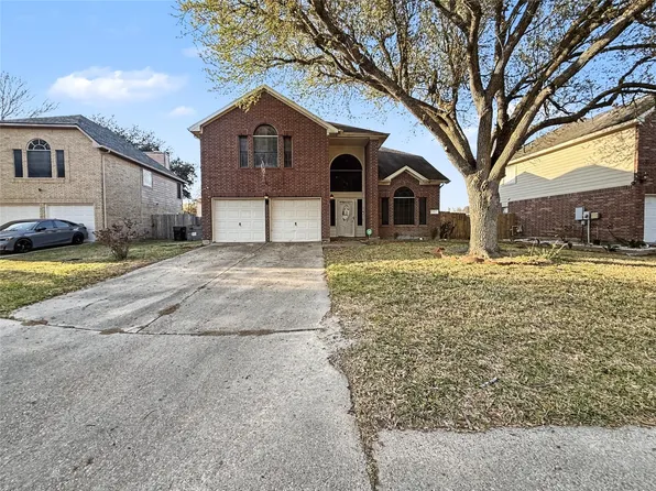 914 Chase Creek Cir, Bacliff, TX 77518