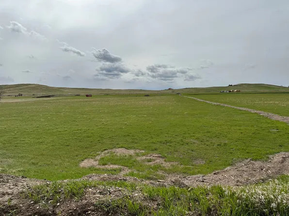 2605 Norman Ln, Belle Fourche, SD 57717