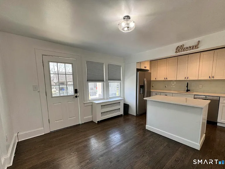530 River Rd — Photo 3
