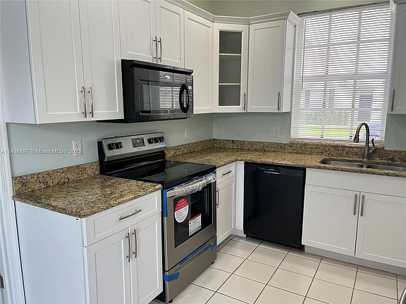 5th image of 5872 Kelsey Ln #5872