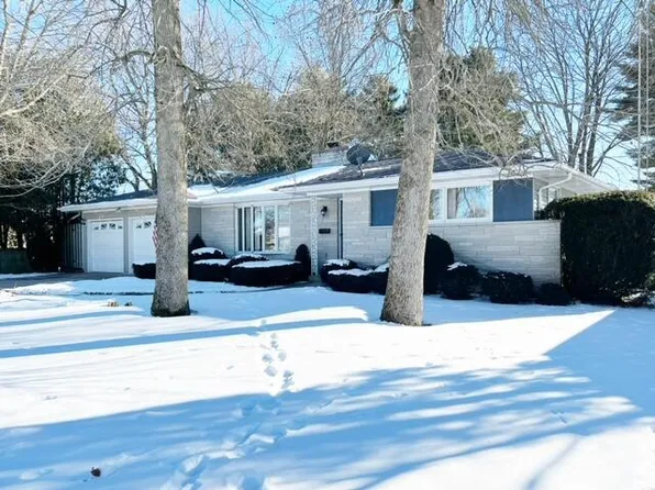 2715 32nd STREET, Two Rivers, WI 54241