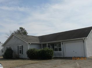 140 Horse Shoe Bnd, Jacksonville, NC 28546