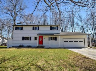 203 Wildbriar Rd, Rochester, NY 14623