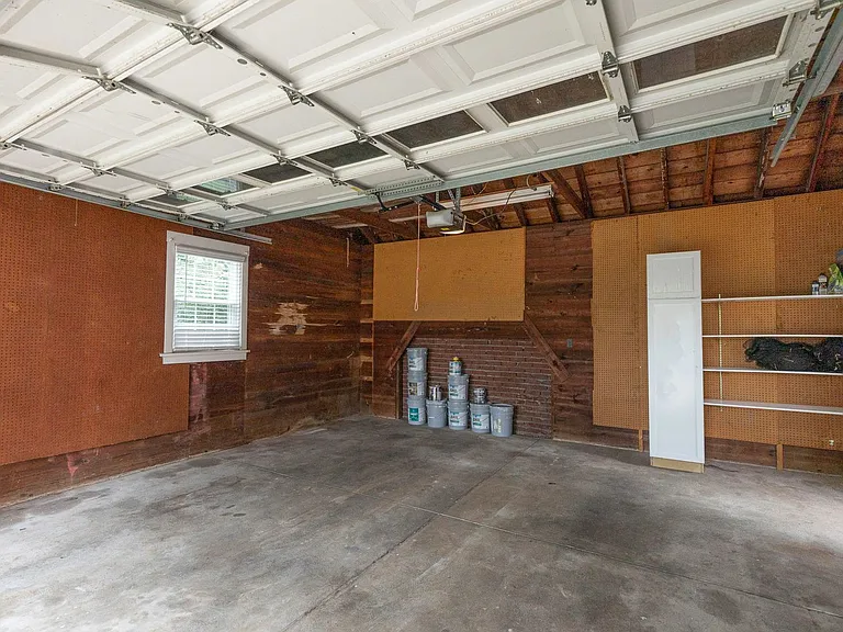 1819 Fleming Rd — Photo 44