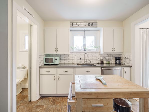 23 Berwick Rd