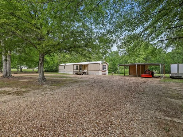 16520 Pine Ln, Springfield, LA 70462