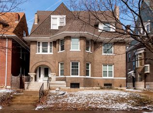5221 Washington Blvd, Saint Louis, MO 63108