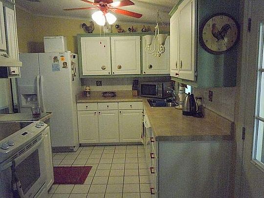 3rd image of 68 Lattice Dr
