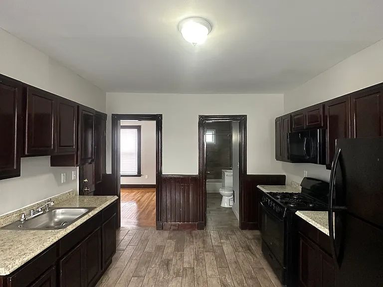 624 Dixwell Ave #1 — Photo 1