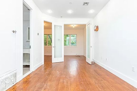2nd image of 1072 Bergen St #2K