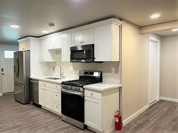4th image of 5240 20th Ave NE #2