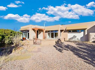 10 Cerrado Rd, Santa Fe, NM 87508
