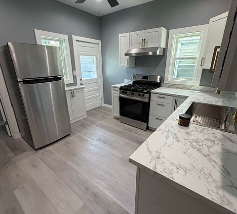 3rd image of 101 Aldrich Pl Floor 1
