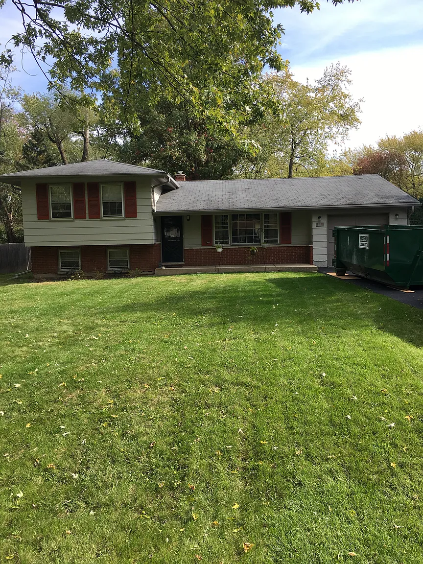 3S119 Sequoia Dr photo 1