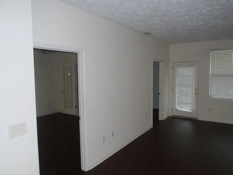 645-103 Brandermill Rd — Photo 6