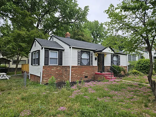 500 Montvale Ave Photo 1
