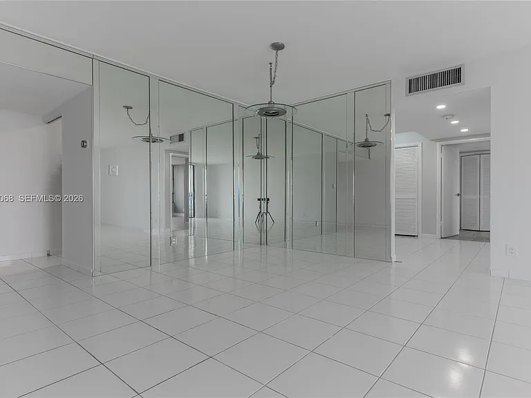 500 Three Islands Blvd #1110 — Photo 8