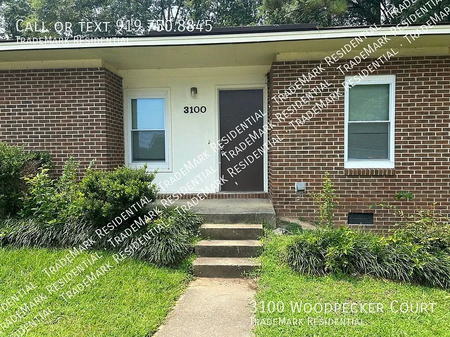 Newly renovated 2 bedroom with 2 full bathrooms — Photo 1