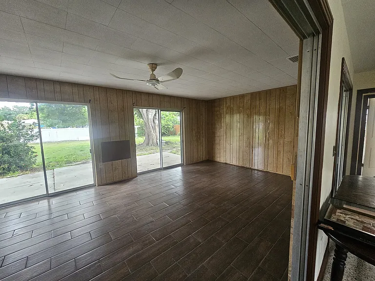 824 Cypress Ave — Photo 5