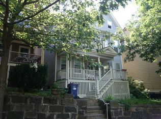 7 Oakview Ter, Jamaica Plain, MA 02130