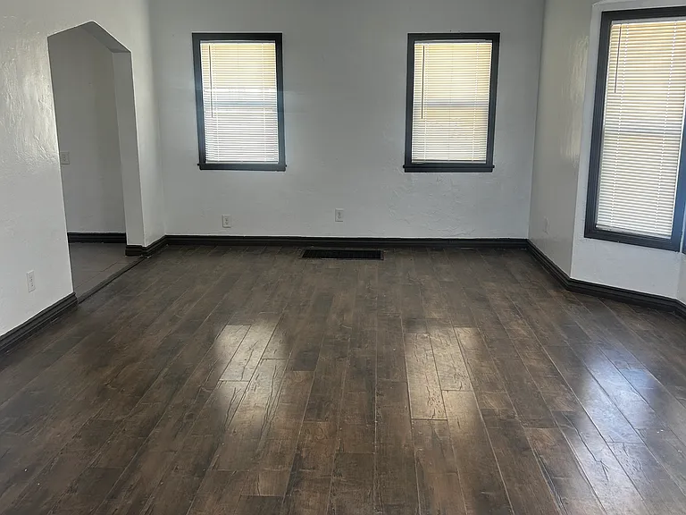 1082 Baseline St #1 — Photo 8