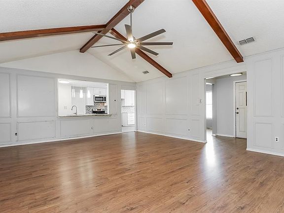 3rd image of 701 Wayland Dr