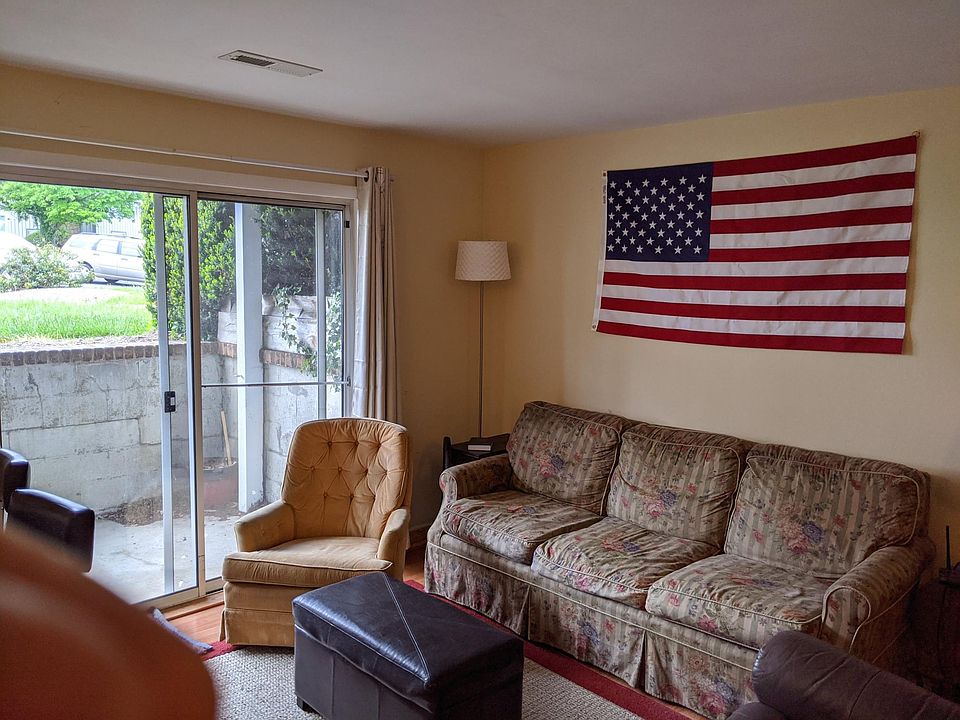 Living Room, Furniture not included.