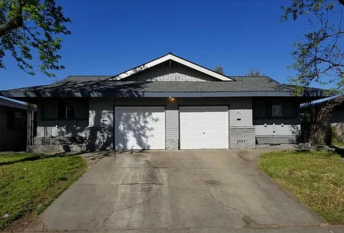 1127 Wayland Ave Photo 1