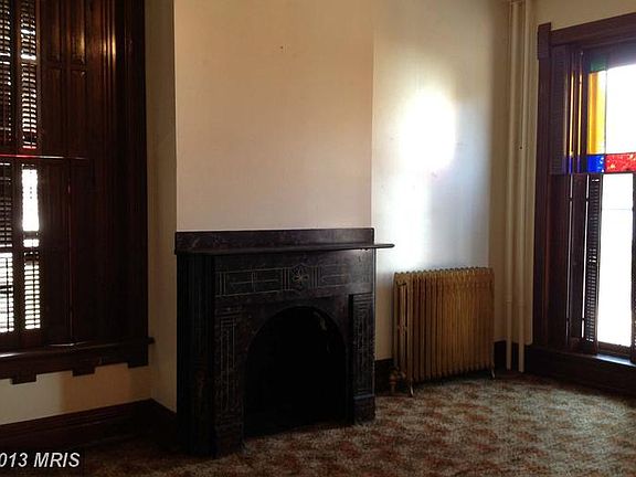 4th image of 138 S Carlisle St APT 2