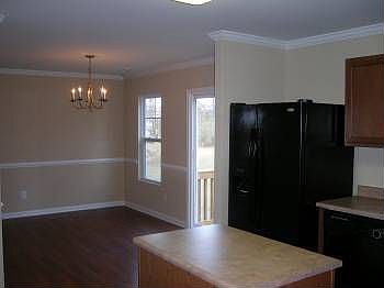 2nd image of 4432 Stonewall Dr