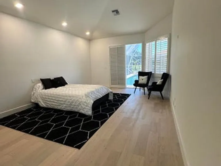 7686 La Corniche Cir — Photo 10