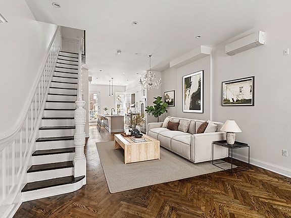 5th image of 270 W 132nd St #2