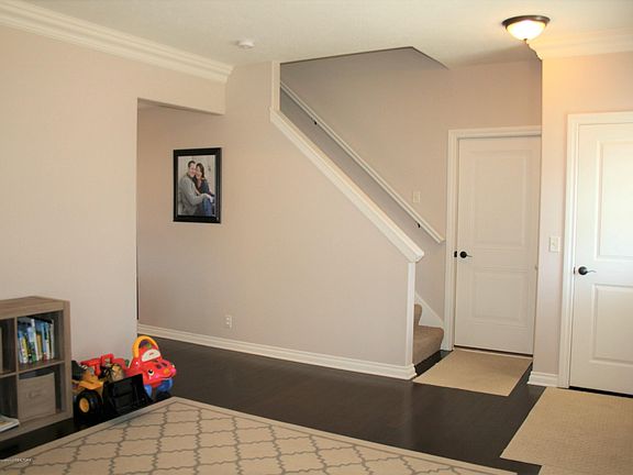 2nd image of 7816 Ashbrook Dr #101