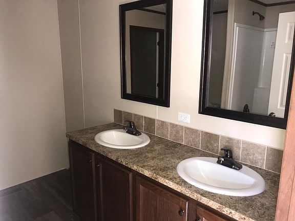 Double Vanity in Master Bath