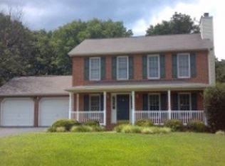 124 Apple Ln, Roanoke, VA 24019