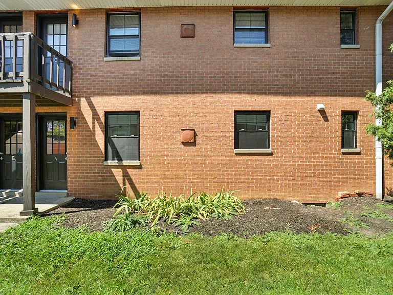 1545 King Ave #B — Photo 20