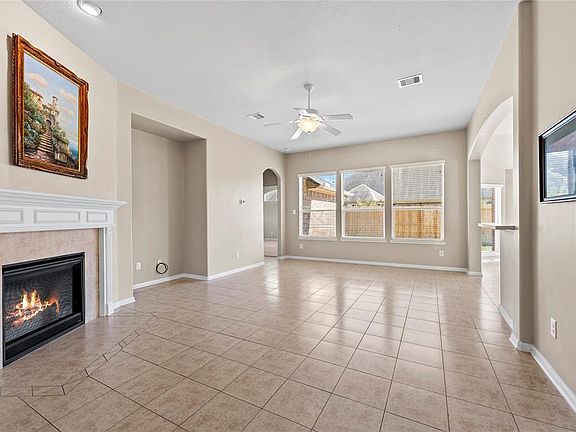 3rd image of 9431 Cheslyn Court