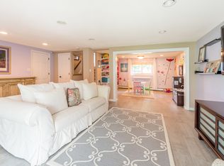 2235 Elliot St, Merrick, NY 11566