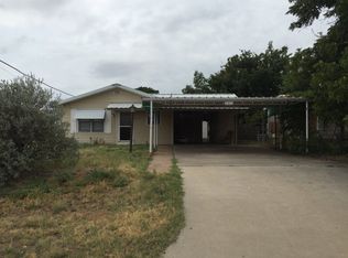 401 N 1st St, Coahoma, TX 79511