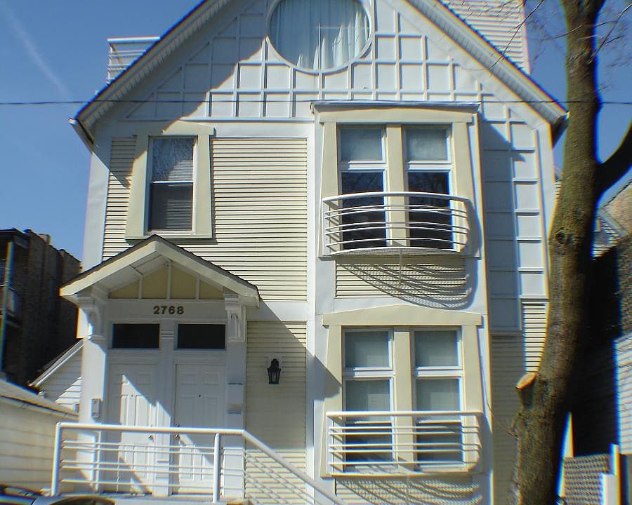 1st image of 2768 N Kenmore Ave APT 2
