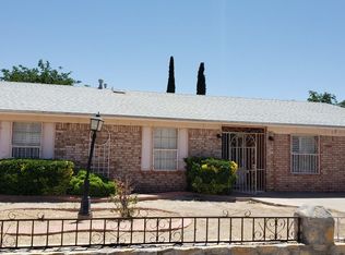 2836 Beachcomber Dr, El Paso, TX 79936