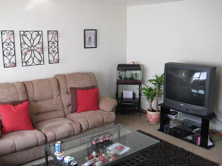 5333 S Narragansett Ave — Photo 5
