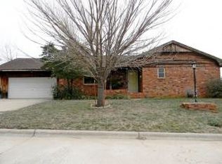 1125 Chandler Dr, Clinton, OK 73601