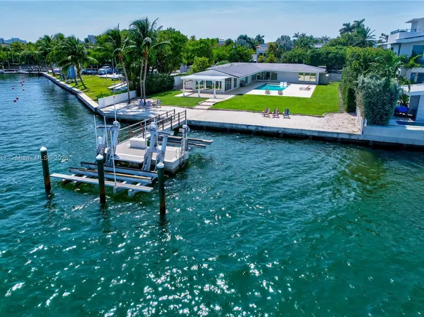 200 Harbor Dr, Key Biscayne, FL 33149