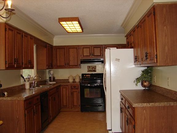 Freshly painted kitchen with new counter tops