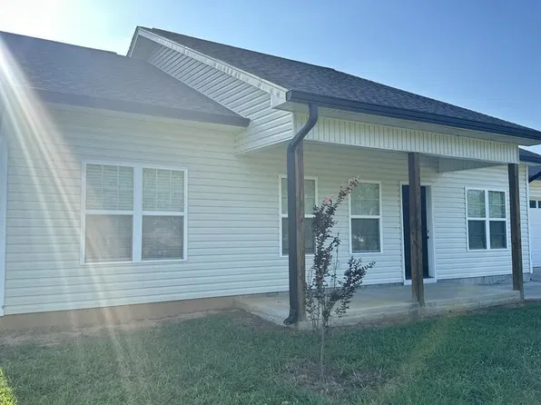 190 Julie Ln, Chatsworth, GA 30705