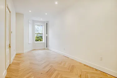 Rented by Akelius Real Estate Management