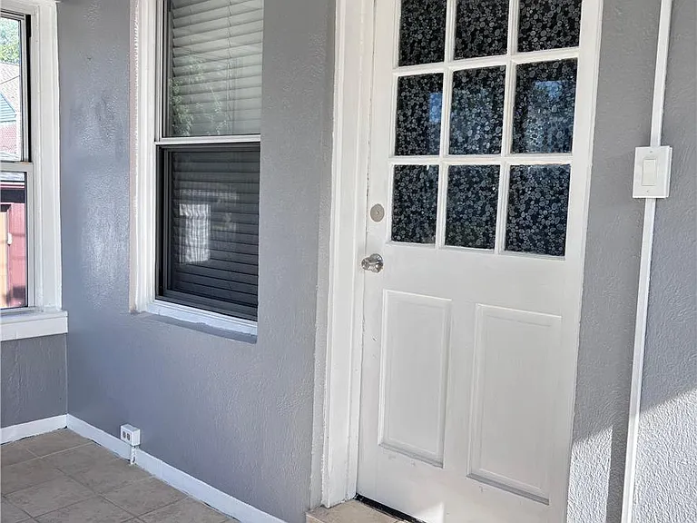 1814 W Highland St #1 — Photo 9